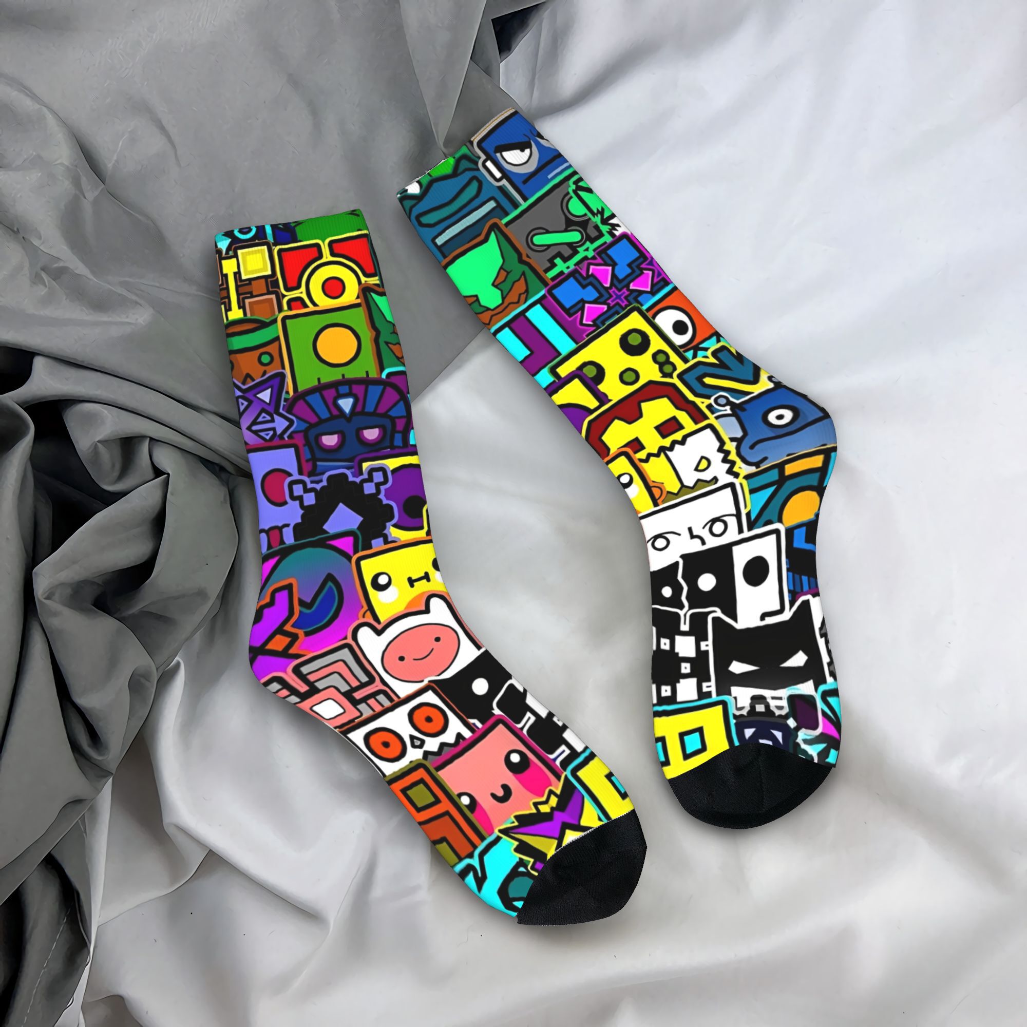 Geometrie Gaming Dashed Socken – Retro Gaming Youtube Bewertung und Preis